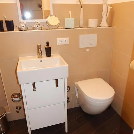 Hotel Ferienwohnung Im Wikingturm Schleswig